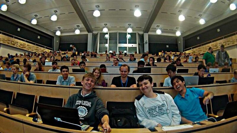 Купить диплом подлинный. Приобрести диплом о неполном образовании